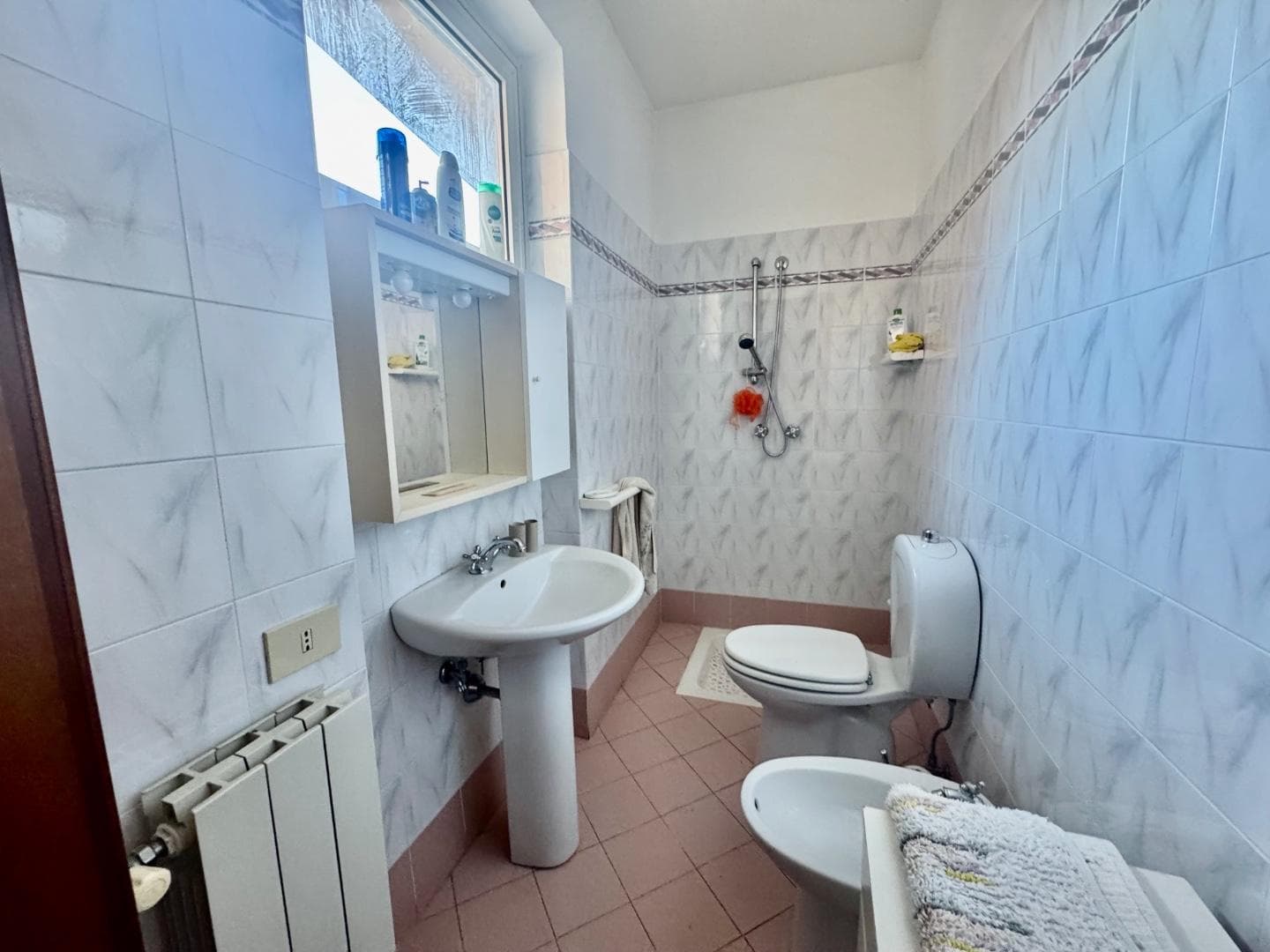 VILLA BIFAMILIARE 